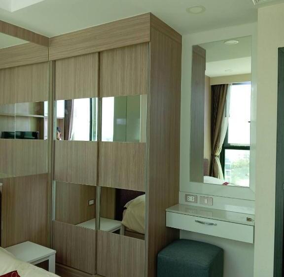 ดุสิตแกรนด์ คอนโดวิว 805