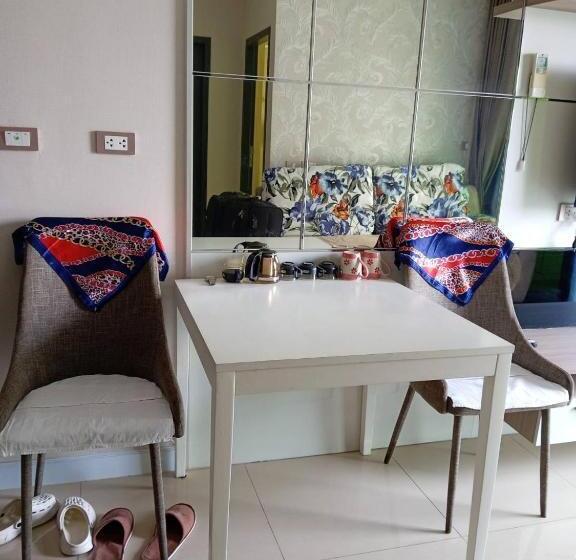 ดุสิตแกรนด์ คอนโดวิว 805