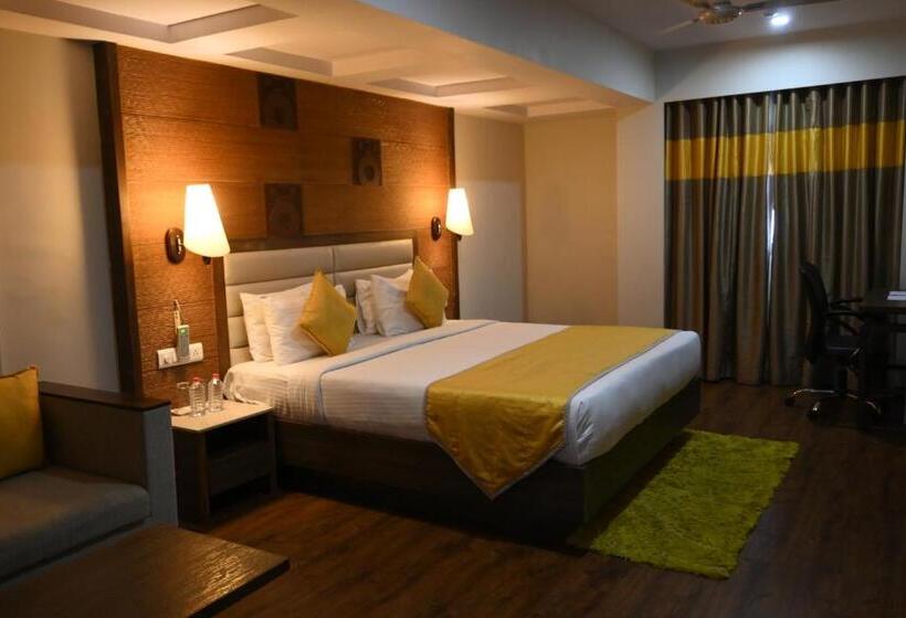 Ace Grand By Ms Hotels