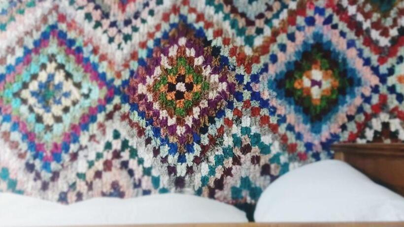 Hostel Banana Dar Baroud