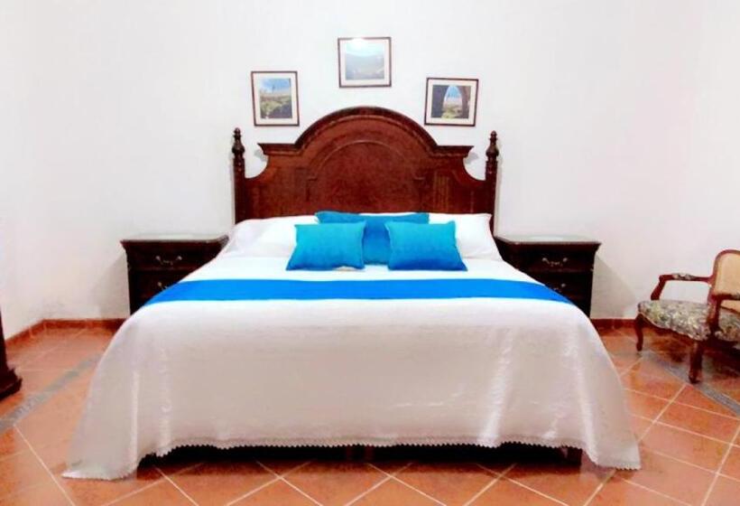 مبيت وإفطار Hacienda De Comodejé