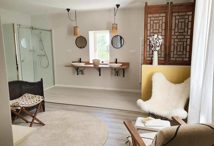 Bed and Breakfast Les Pierres Lotoises Retour De Voyages