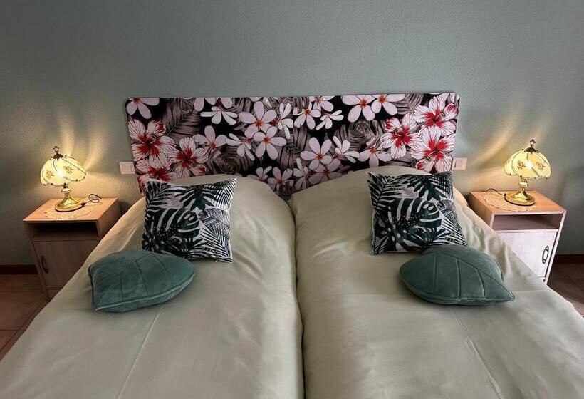 住宿加早餐  Oasis Des Corbières