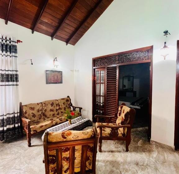 Bed and Breakfast Villa Roy Bentota