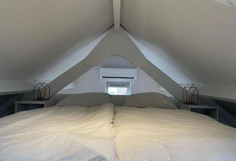 تختخواب و صبحانه Waltrilo