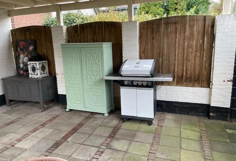 تختخواب و صبحانه Waltrilo