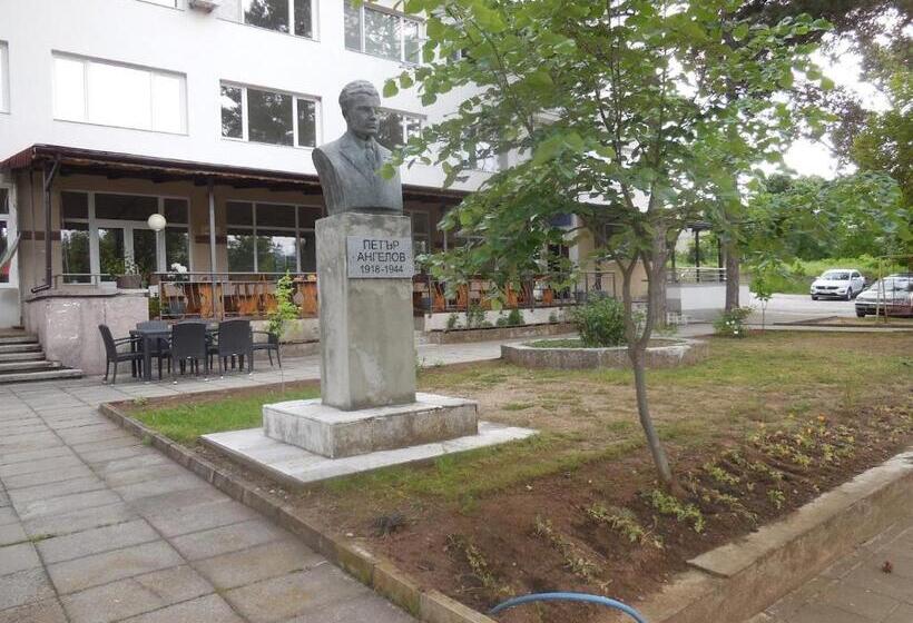 호텔 комплекс маджарово