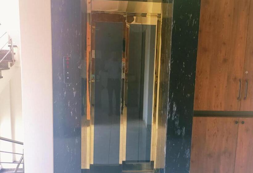 فندق Amar Palace Ahmednagar