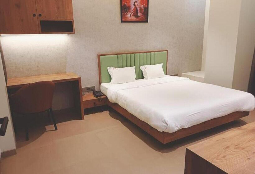 فندق Amar Palace Ahmednagar