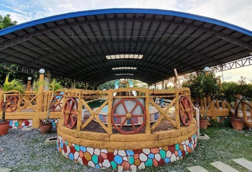 בית מלון כפרי Arzel Resort