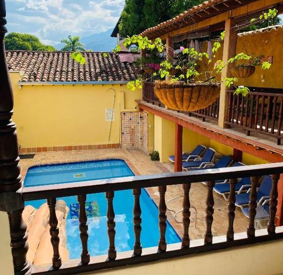 فندق Casa Morales