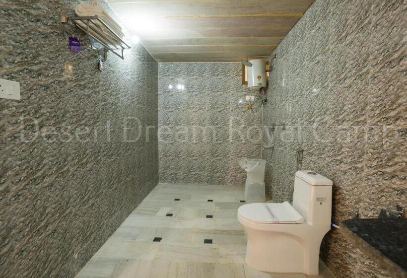 호텔 Desert Dream Royal Camp With Pool