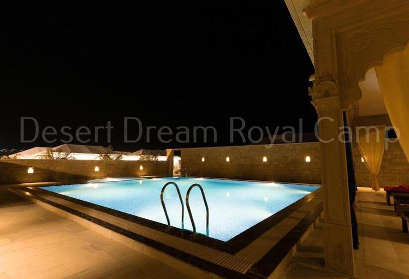 호텔 Desert Dream Royal Camp With Pool