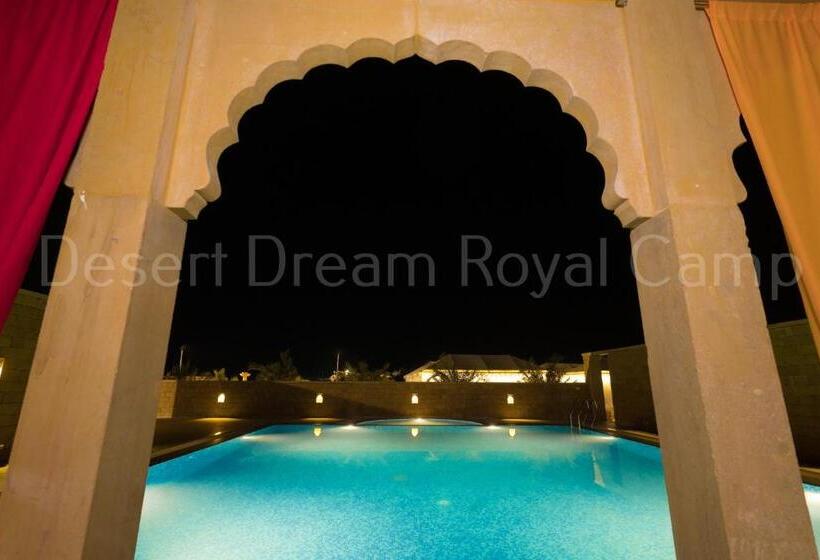 호텔 Desert Dream Royal Camp With Pool
