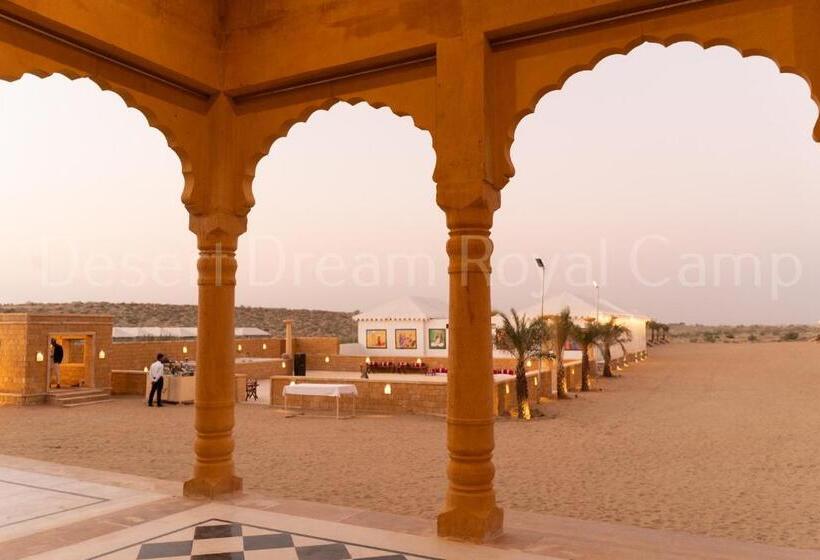 호텔 Desert Dream Royal Camp With Pool