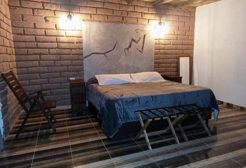 酒店 El Viejo Algarrobo Fiambala