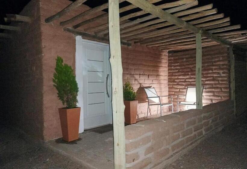 酒店 El Viejo Algarrobo Fiambala