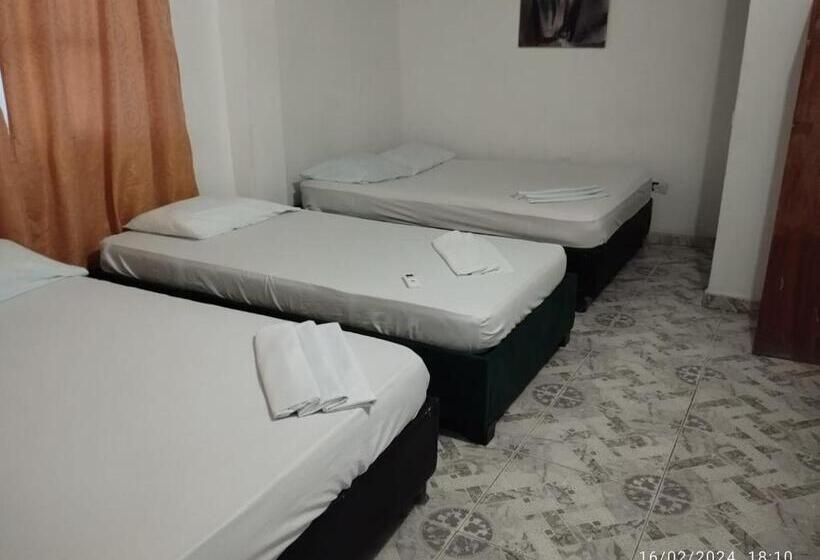 هتل Cabañas De Tolu