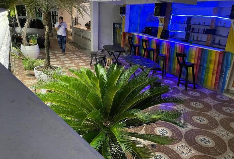 هتل Cabañas De Tolu