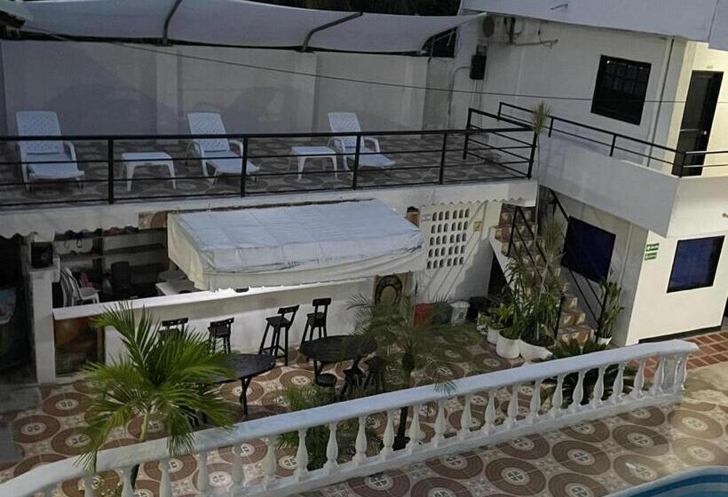 هتل Cabañas De Tolu