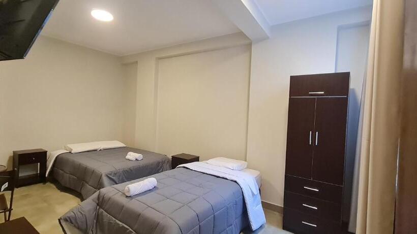 ホテル Hospedaje Mónaco