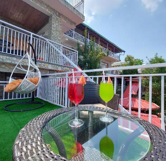 酒店 Kasar Himalaya Holiday Resort, Binsar Rd