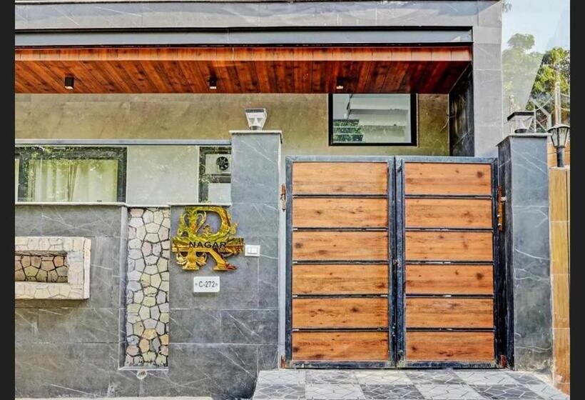 Отель Kashvi Residency