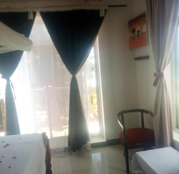 בית מלון כפרי Kassandra Beach