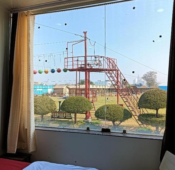 ホテル Krishna Funland Restaurant And Guest House