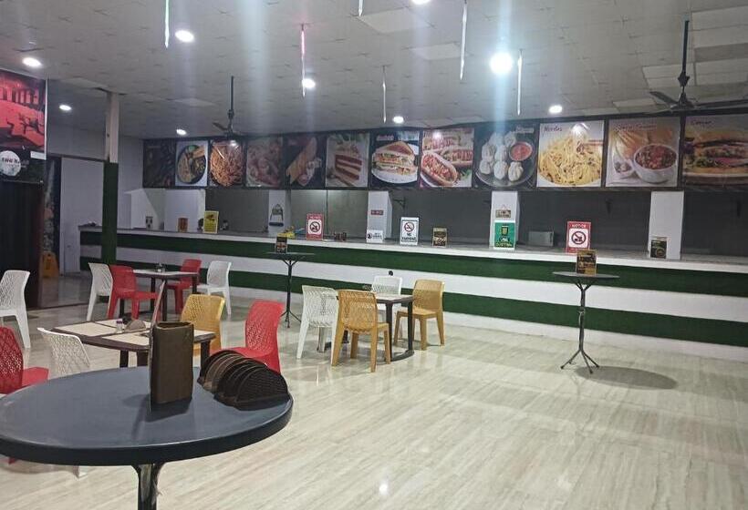 ホテル Krishna Funland Restaurant And Guest House