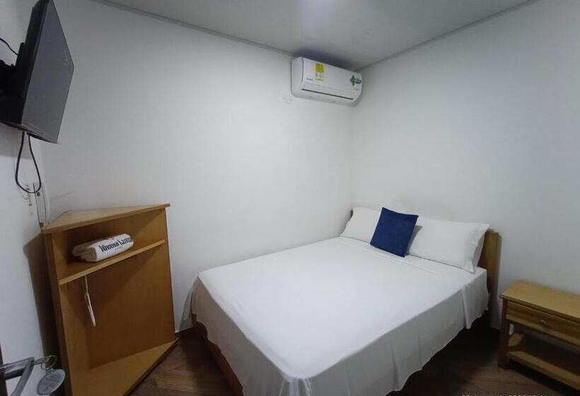 호텔 Media Luna Cucuta