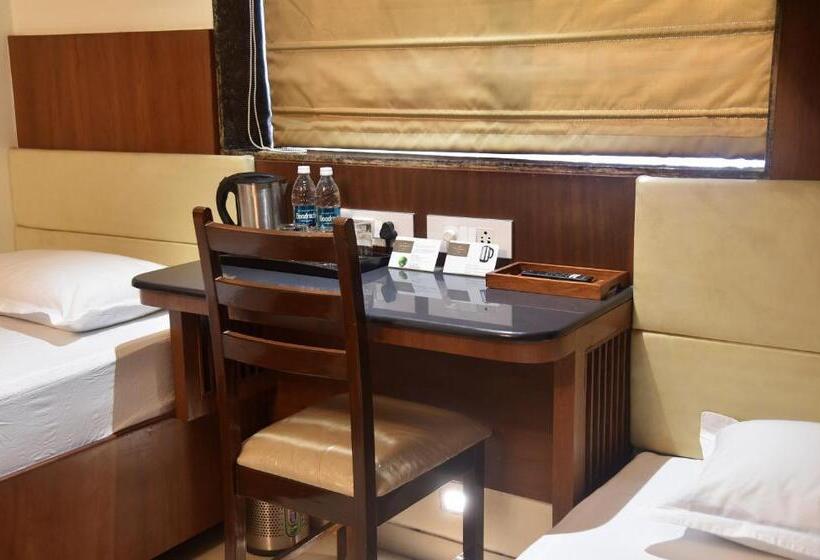 호텔 Old Urban Guest House