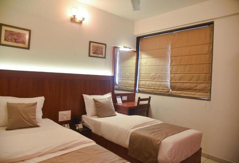 호텔 Old Urban Guest House