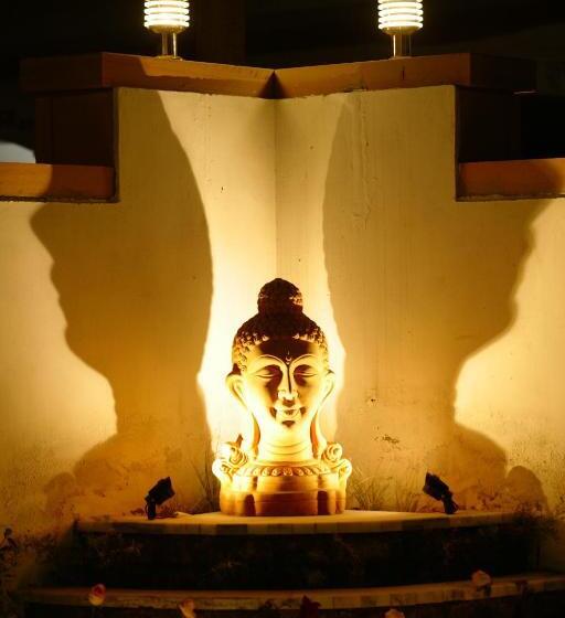 בית מלון כפרי Panache The Escape   Home Stay