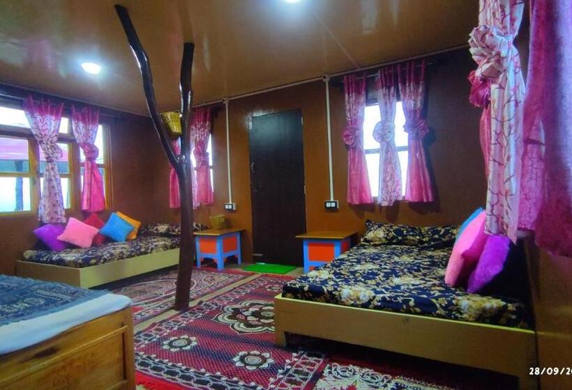 호텔 Paradise Point Farmstay