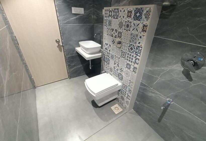 בית מלון כפרי Pearl Residency