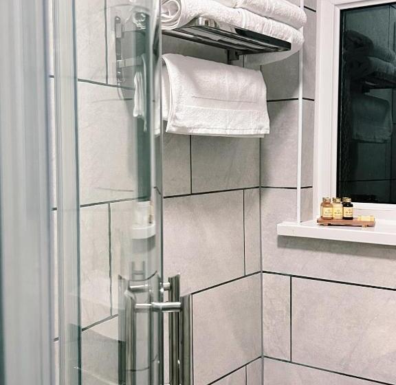 בית מלון כפרי Penybont Restaurant + Inn