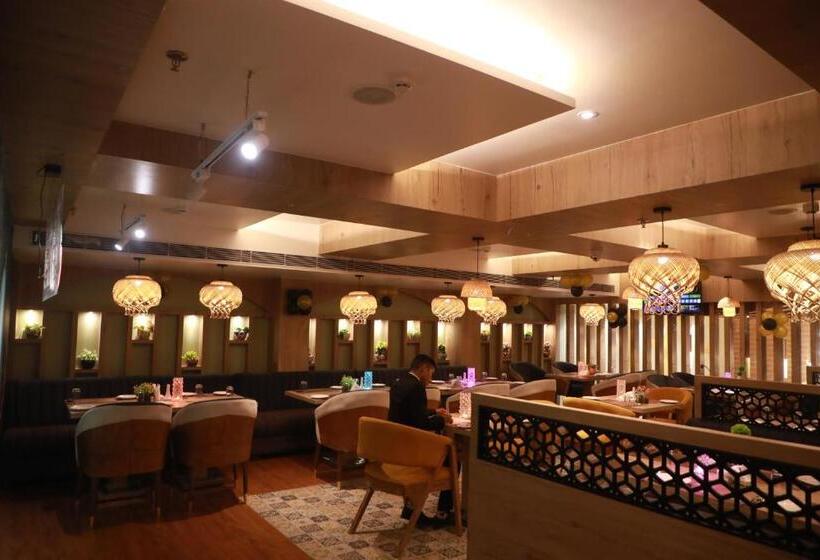 בית מלון כפרי Ramta Continental