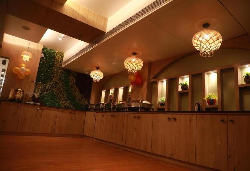 בית מלון כפרי Ramta Continental