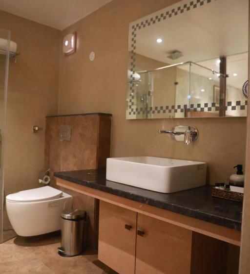 בית מלון כפרי Ramta Continental