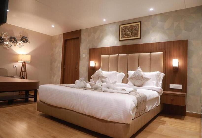 בית מלון כפרי Ramta Continental