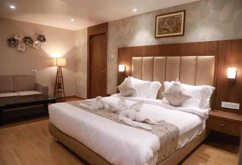 בית מלון כפרי Ramta Continental