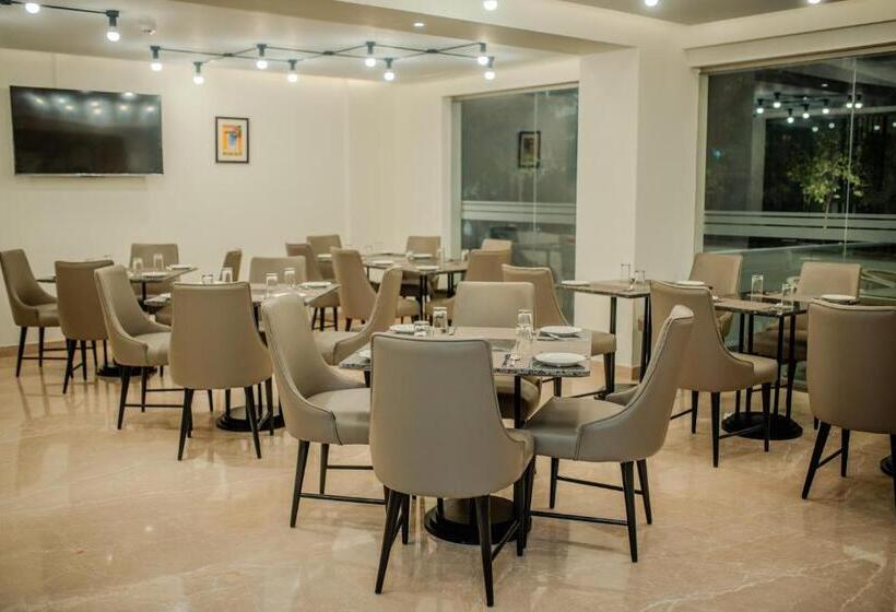 בית מלון כפרי Regenta Place Vasco Goa