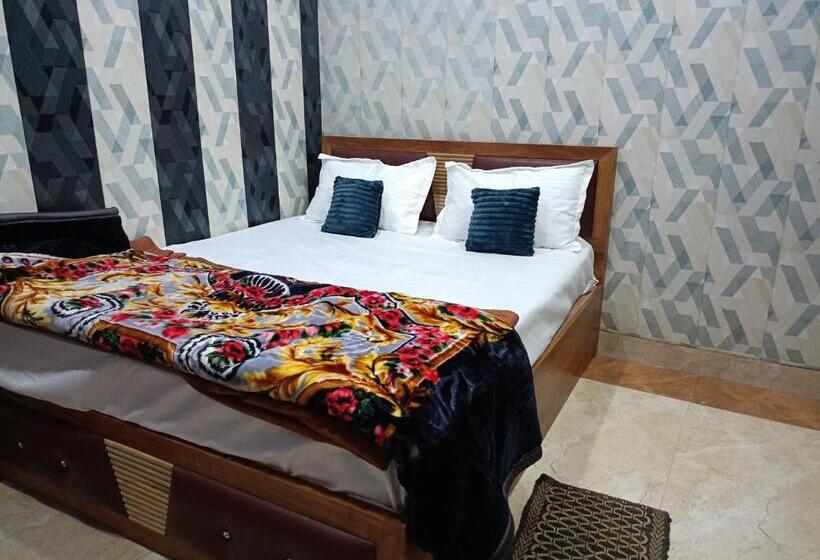 ホテル Shree Ayodhya Darshan Palace