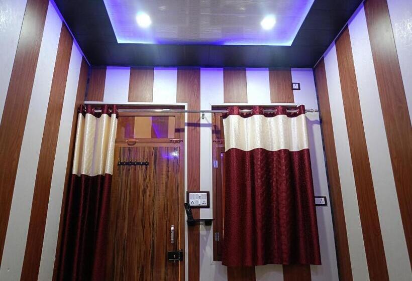 ホテル Shree Ayodhya Darshan Palace