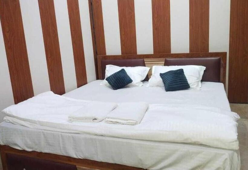 ホテル Shree Ayodhya Darshan Palace