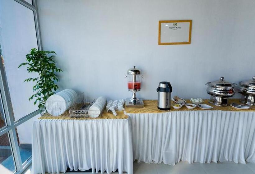 فندق Silent Planet Resort