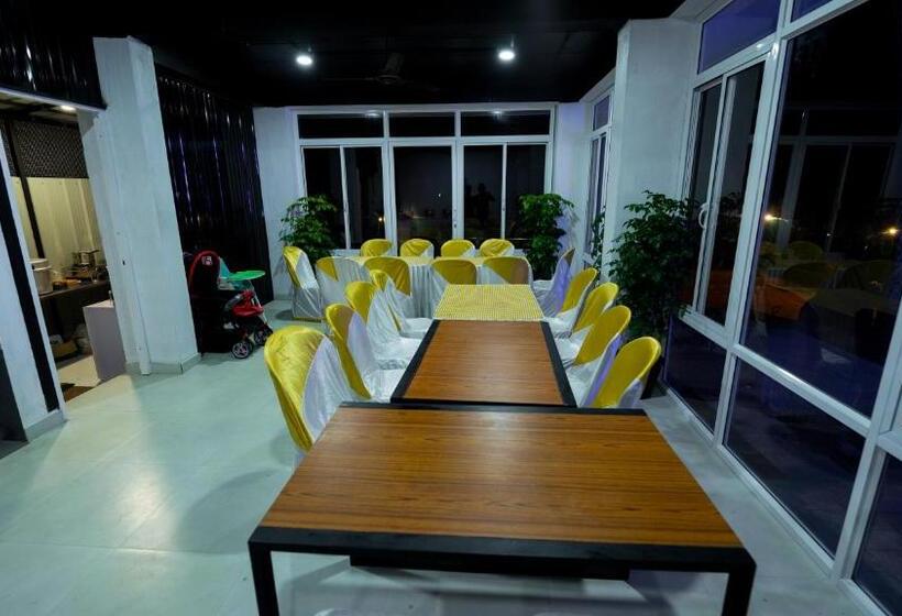 فندق Silent Planet Resort