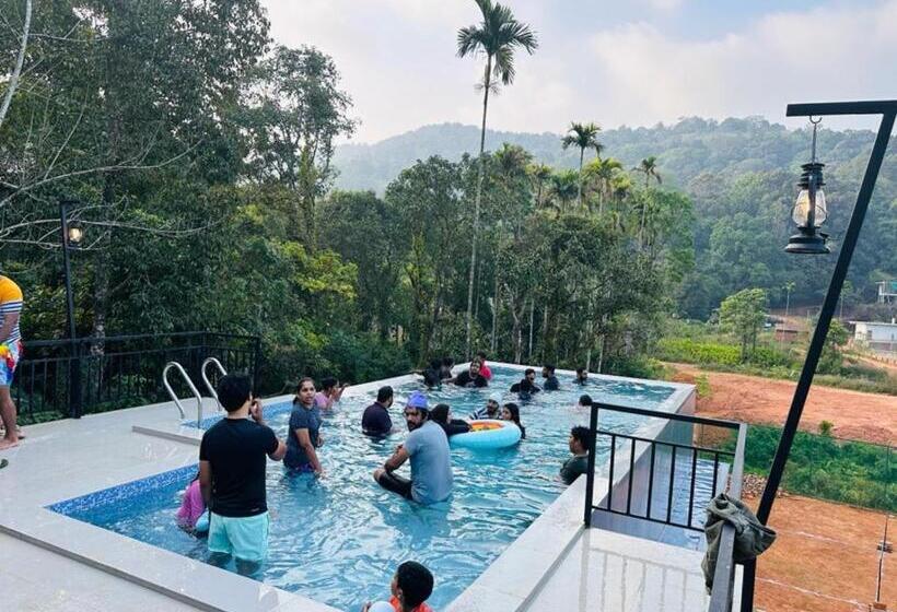 فندق Silent Planet Resort