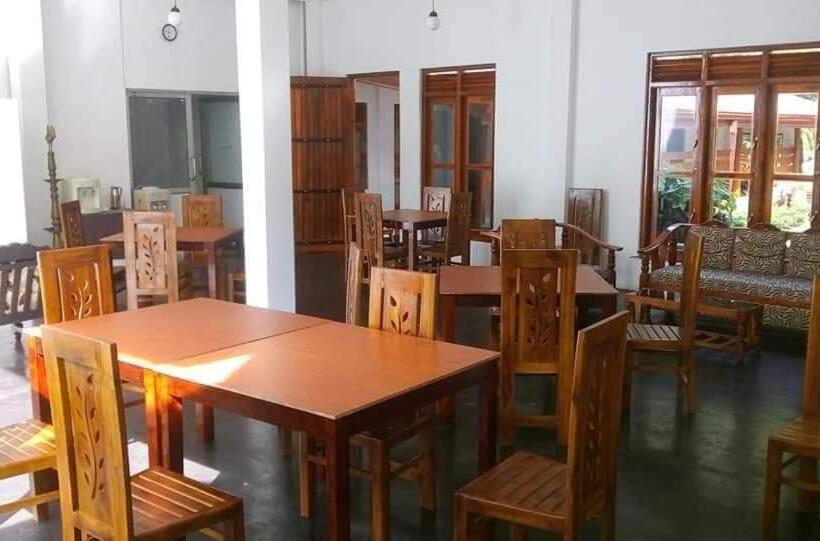 בית מלון כפרי Sisila Guest House